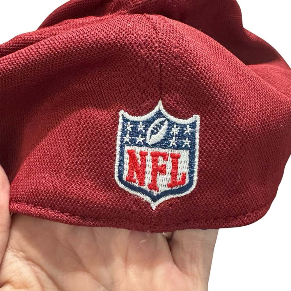 New! Redskins fitted hat - Picture 3 of 5